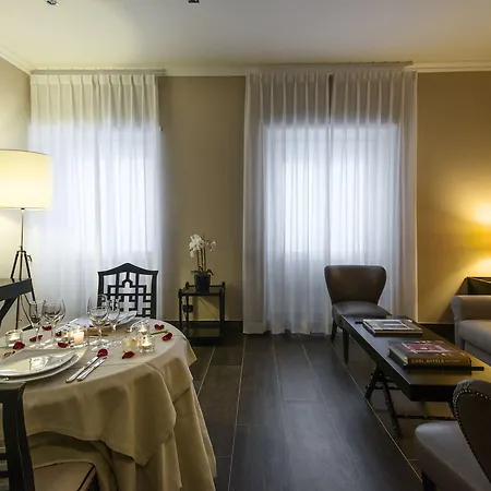 Ambasciatori Place 4*