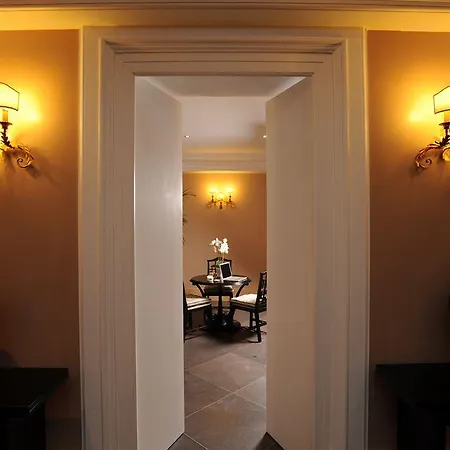 Отель Ambasciatori Place