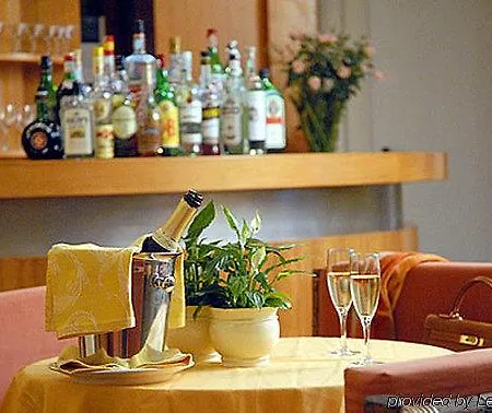 Ambasciatori Place Hotel 4*